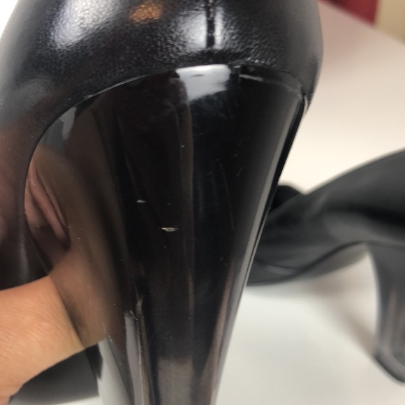 BCBG Girls Lucite Heel Peep Toe Black Shoes size 10 - Picture 13 of 16